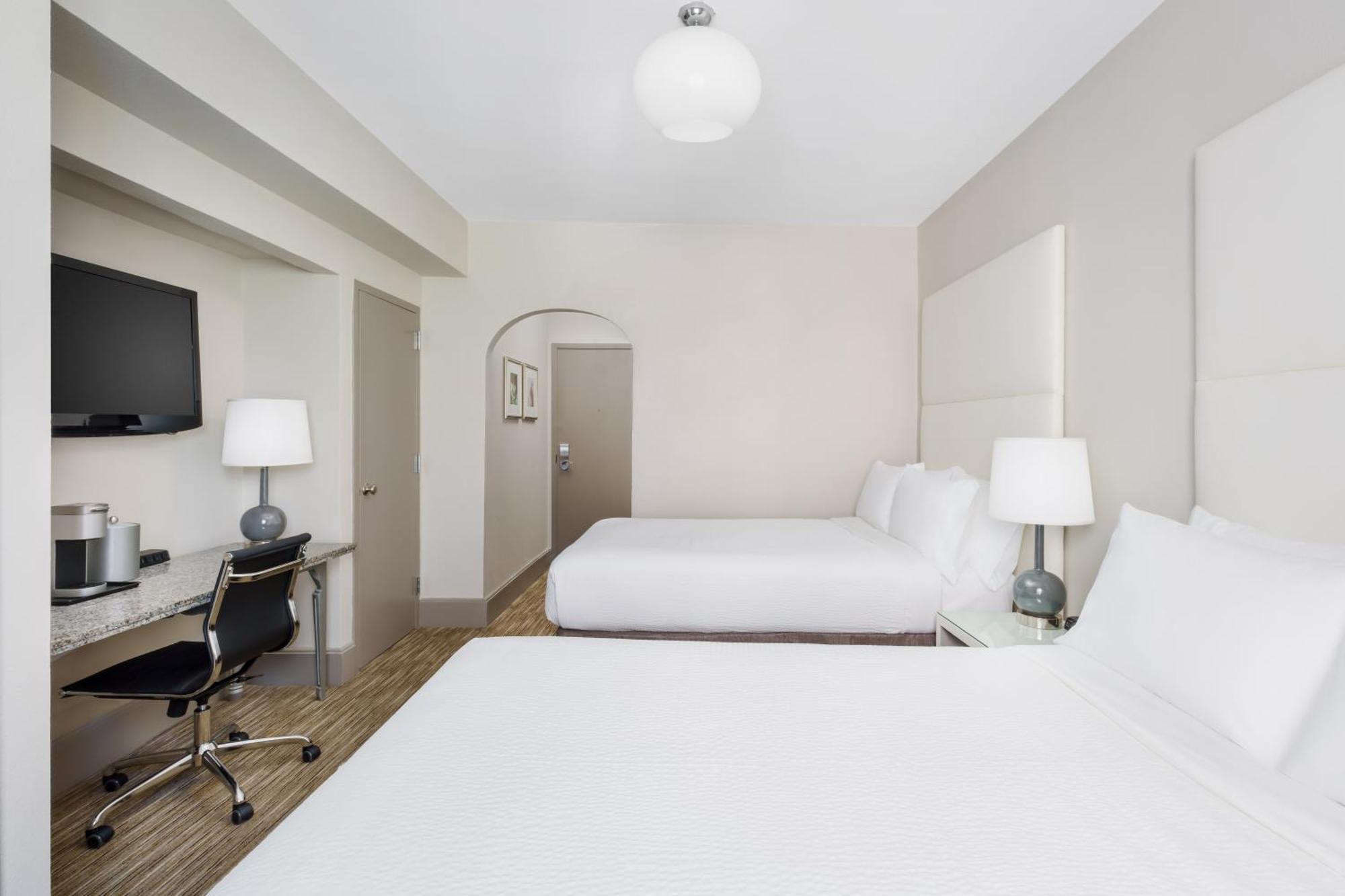 Holiday Inn Express Chicago - Magnificent Mile By Ihg Exterior foto