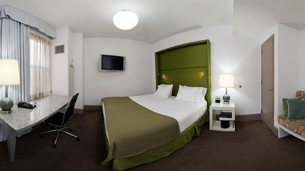 Holiday Inn Express Chicago - Magnificent Mile By Ihg Exterior foto