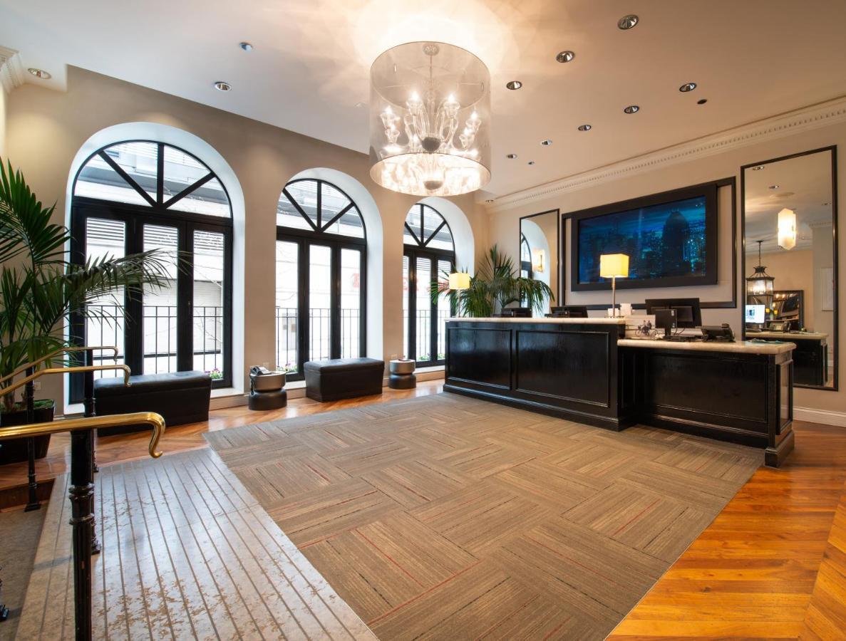 Holiday Inn Express Chicago - Magnificent Mile By Ihg Exterior foto